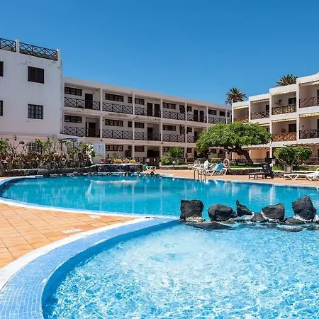 Neptuno Oceanfront *